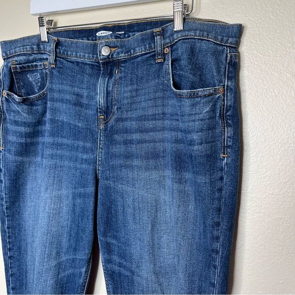 Old Navy Boyfriend Straight Cuffed Distressed Cropped Blue Denim Jeans Women 14 - Picture 4 of 12